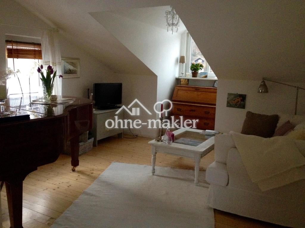 Helle, ruhige 2-Zi-Dachgeschoss-Wohnung in Starnberg-Söcking - Photo 1