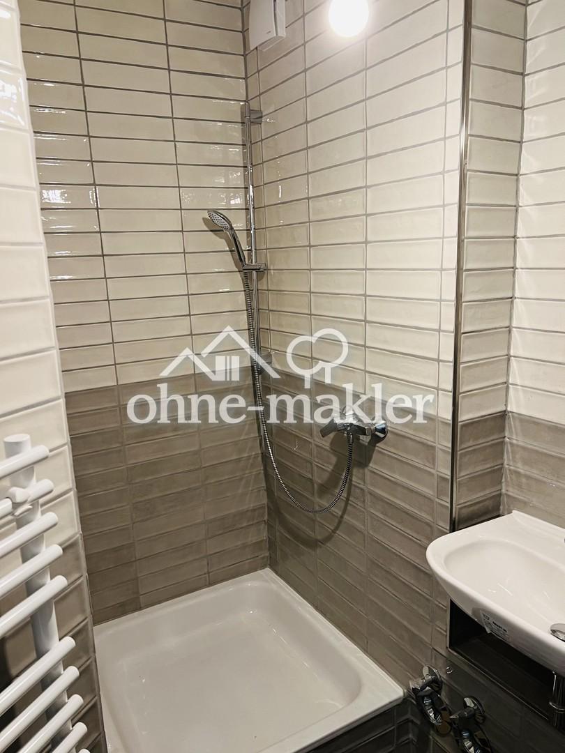 Kernsanierte & denkmalgeschützte Wohnung 2-Zi-Kü-Bad mit Garten sehr zentral - Photo 5