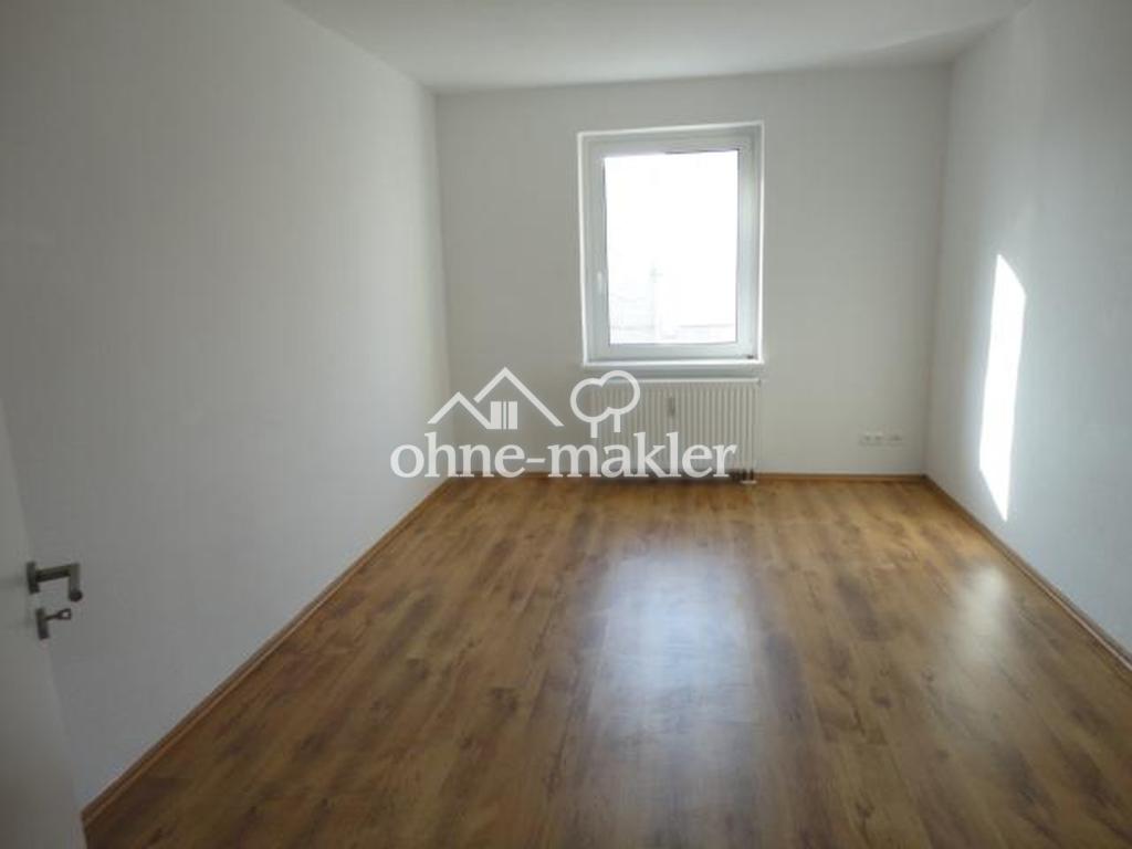 Hochwertige und schöne 4-Raumwohnung in guter Lage mit Wintergarten - Foto 2
