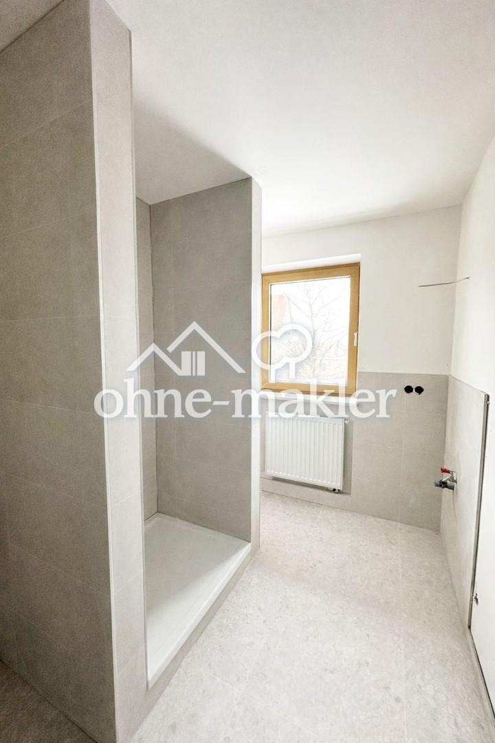 Frisch sanierte 3-Zimmer-Wohnung mit Süd-West-Balkon und Blick ins Grüne in Fürth-Unterfarrnbach - Foto 1