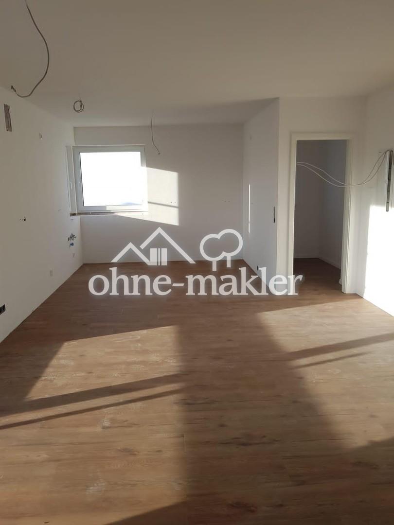 Neubau – Erstbezug 01.03.2026 | Hochwertige 2-Ebenen-Wohnung mit Garage in Toplage „Im Spitalgarten“ - Photo 2