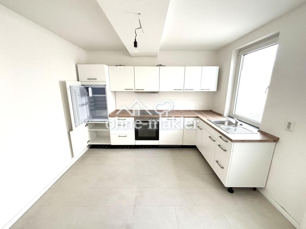 GROSSE 3 ZIMMER MAISONETTEWOHNUNG MIT EINBAUKÜCHE IM ZENTRUM VON MAGDEBURG - Foto 1