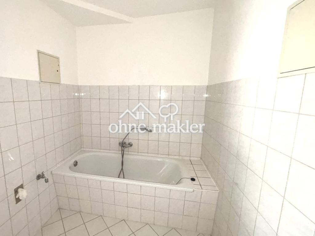 GROSSE 3 ZIMMER MAISONETTEWOHNUNG MIT EINBAUKÜCHE IM ZENTRUM VON MAGDEBURG - Foto 3