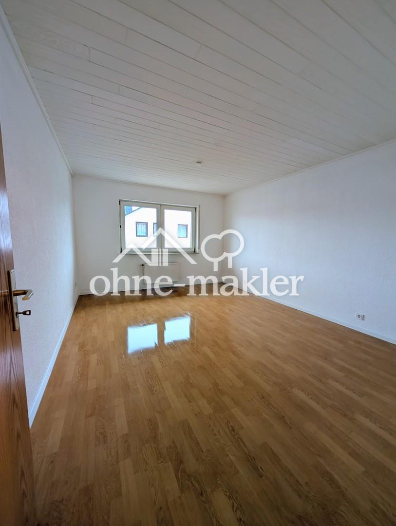 Frisch renoviert & viel Platz: 3,5-Zimmer-Wohnung mit Stellplatz & Mehrzweckraum - Foto 3