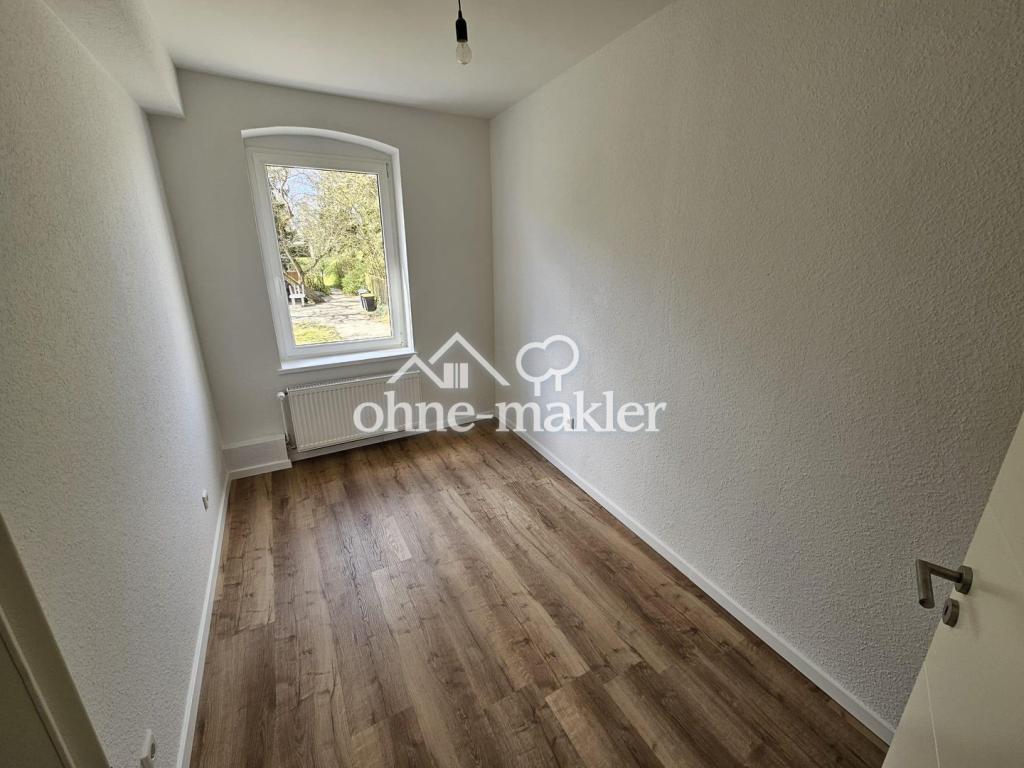 Stilvolle 2-Zimmer-Wohnung mit Regendusche, Badewanne & hochwertiger Ausstattung in Bernau - Photo 2
