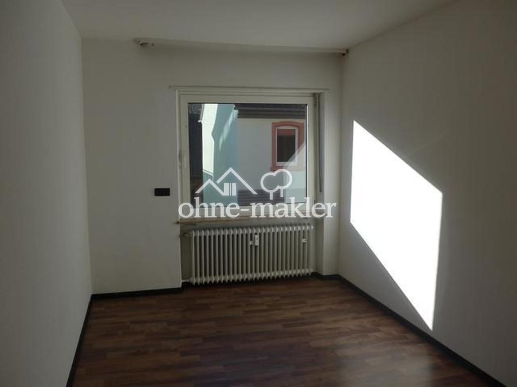 Helle grosszügige 3-Zimmer-Wohnung + Wohnküche + Bad + Gästetoilette, Stadtmitte von Rodalben - Foto 1