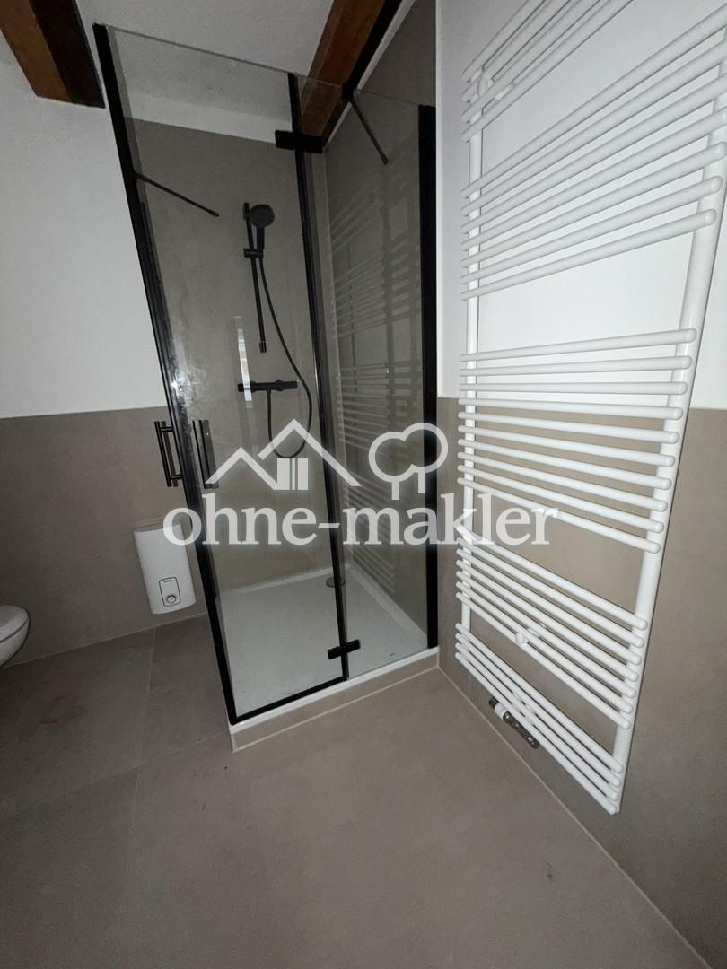 Nur für Physio oder Ergotherapeut Charmante sanierte 2 oder 3-Zimmer-Altbauwohnung Neubau-Standard. - Foto 4