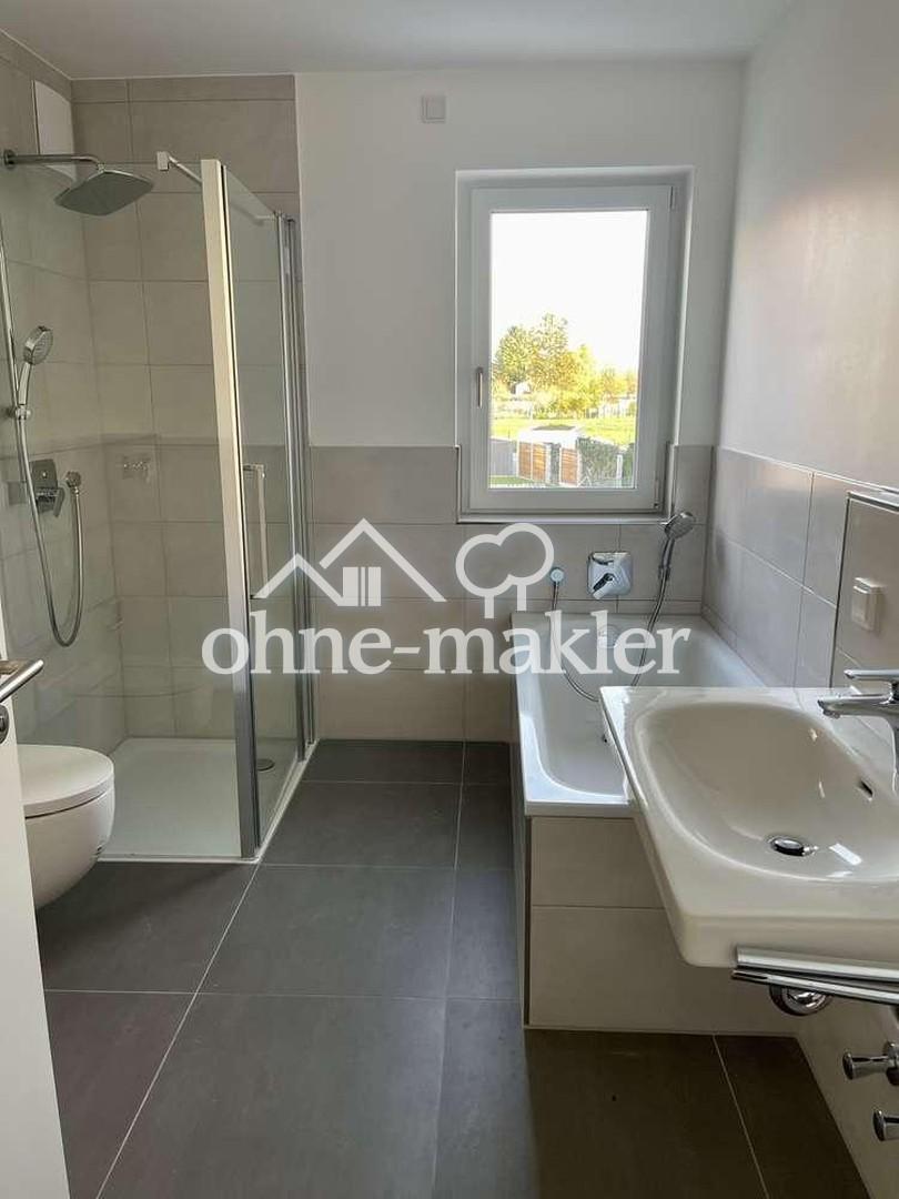 Exklusive 3-Zimmer Wohnung mit Balkon und Einbauküche in Bestlage - Photo 5