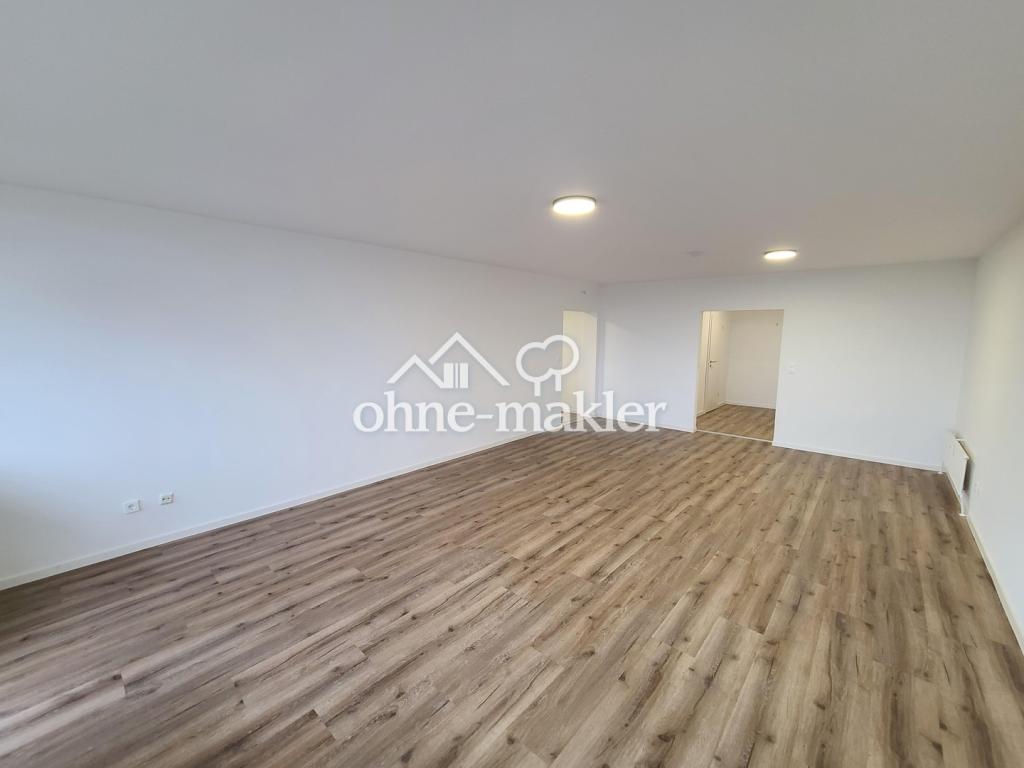 3 Zimmer mit Balkon, Einbauküche, Badezimmer + Gäste-WC, eigener Stellplatz [in Frankfurt] - Photo 1