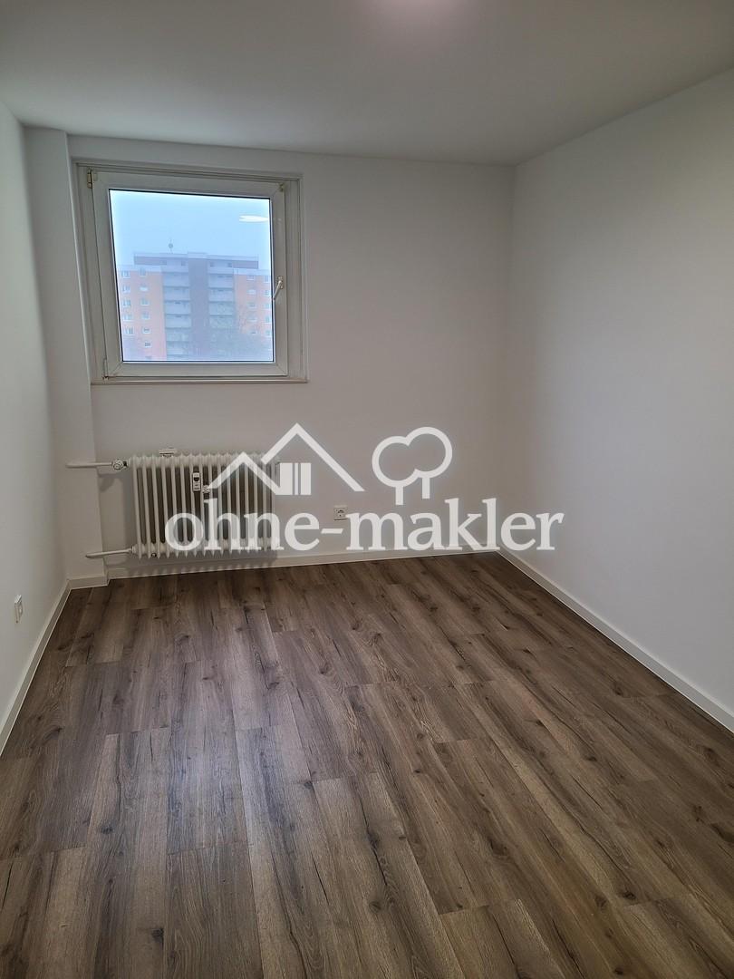 3 Zimmer mit Balkon, Einbauküche, Badezimmer + Gäste-WC, eigener Stellplatz [in Frankfurt] - Photo 3