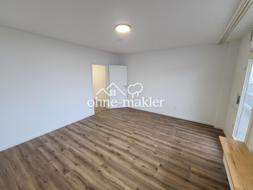 3 Zimmer mit Balkon, Einbauküche, Badezimmer + Gäste-WC, eigener Stellplatz [in Frankfurt] - Photo 4