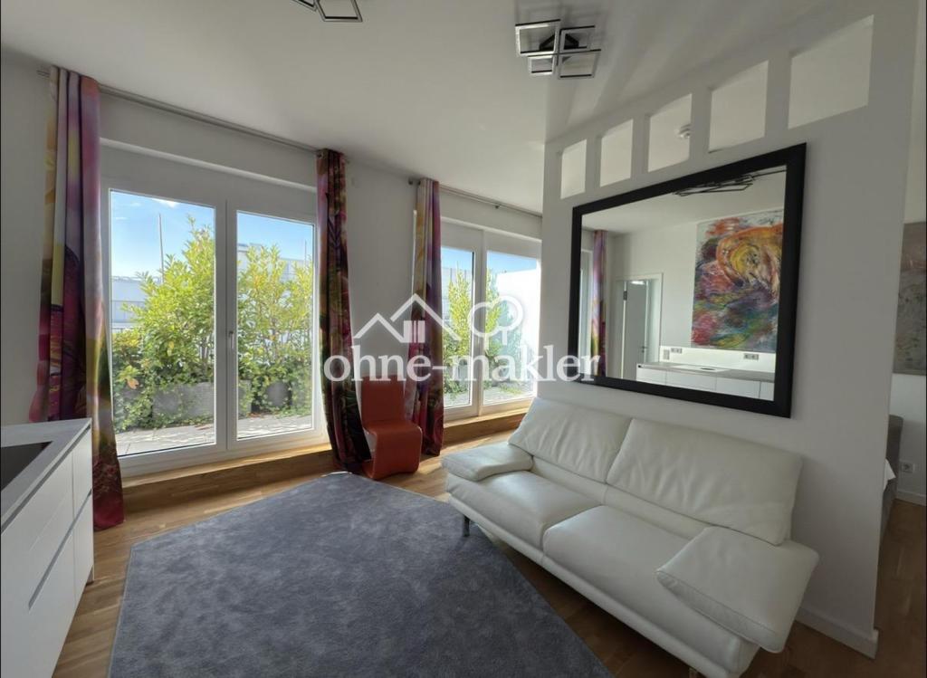 Penthouse-Designstudio mit Balkon & Aufzug – Neubau 2022 – Möbliert – 1.590 € warm - Photo 3