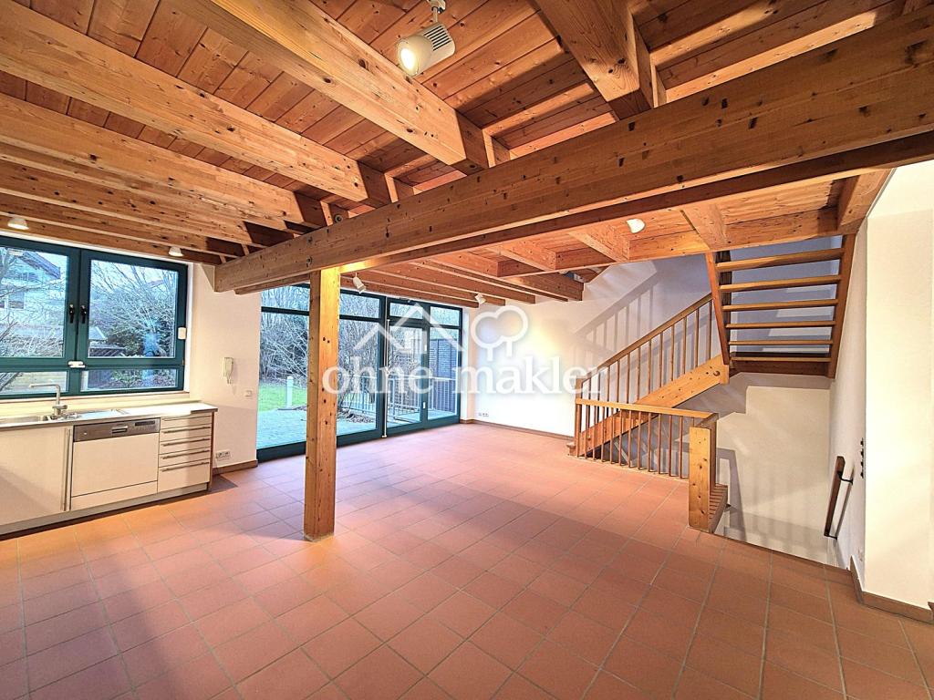 Frankfurt-Süd, außergewöhnliches schönes Haus mit großem Garten, Garage, EBK und Sauna. - Foto 1