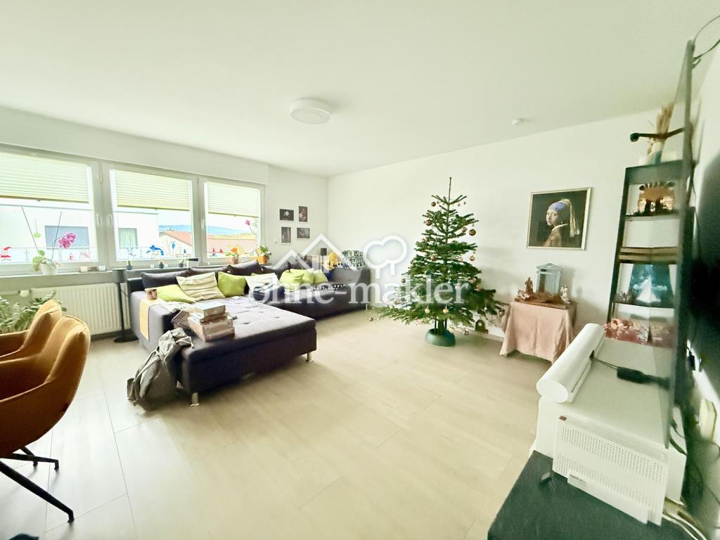 Moderne 3-Zimmer-Wohnung mit Einbauküche und großer Terrasse mit Blick in den Rheingau - Foto 1