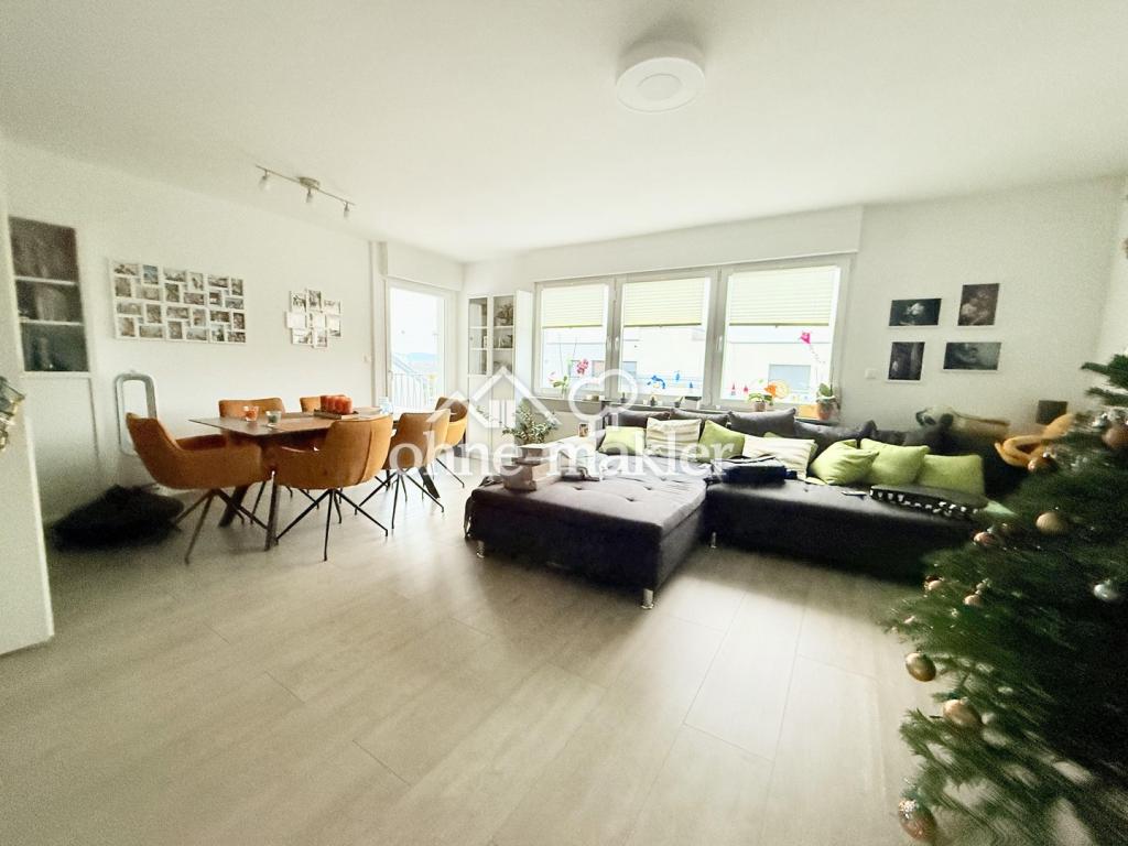 Moderne 3-Zimmer-Wohnung mit Einbauküche und großer Terrasse mit Blick in den Rheingau - Foto 3