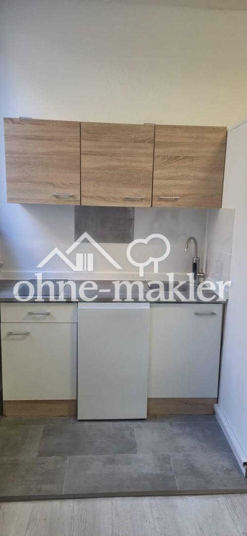One Room Appartment with Toilette, Shower, Kitchen etc inside - Photo 3