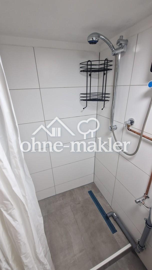 One Room Appartment with Toilette, Shower, Kitchen etc inside - Photo 4