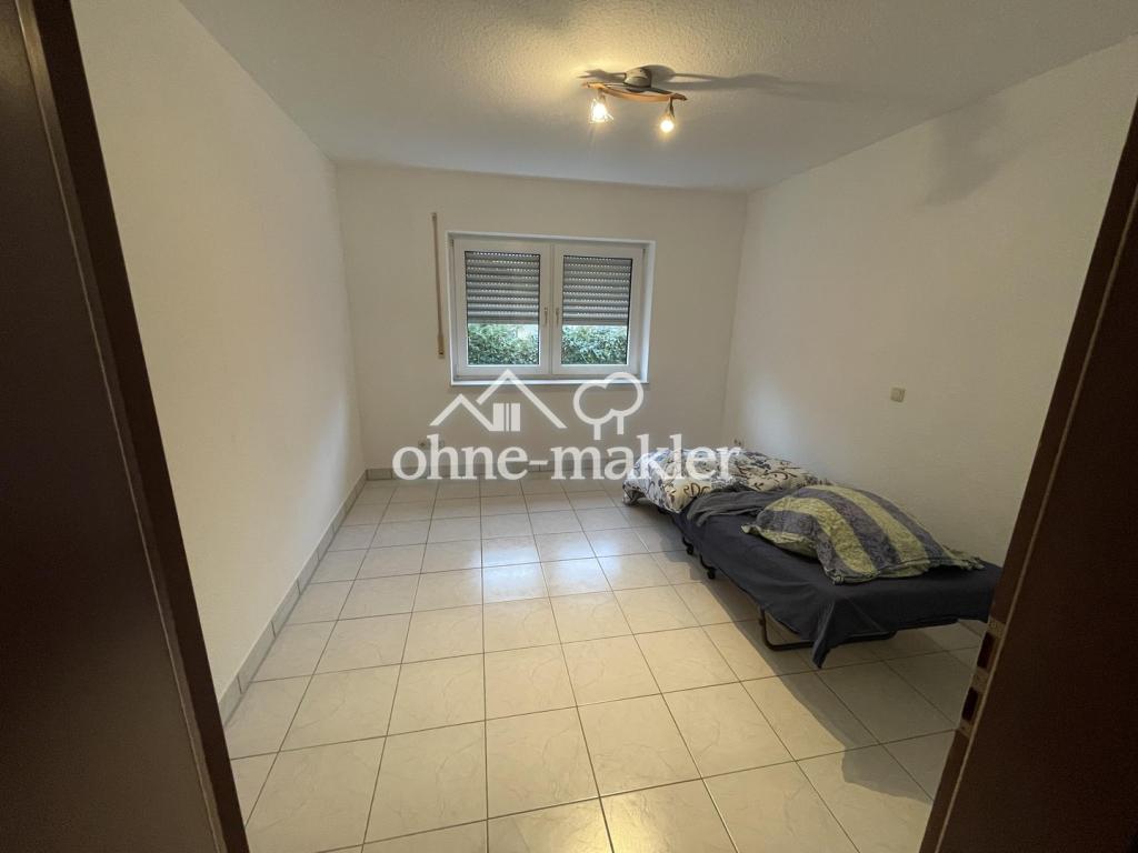 Gepflegte 2-Zimmer-Erdgeschosswohnung mit Balkon, Fußbodenheizung & Stellplatz - Foto 1