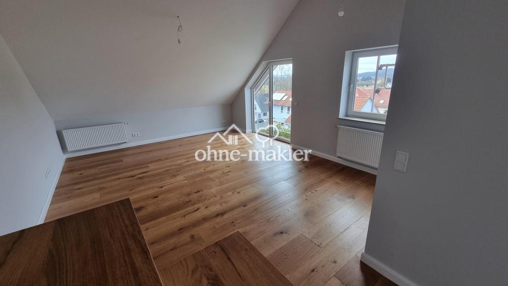 Erstbezug 3,5-Zimmer Dachgeschosswohnung mit wunderschöner Aussicht - Photo 4