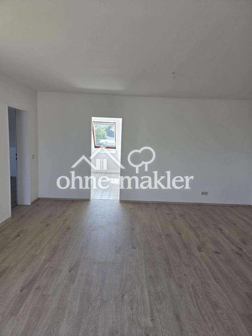 Schöne helle 2-Zimmer Wohnung im DG - Photo 3