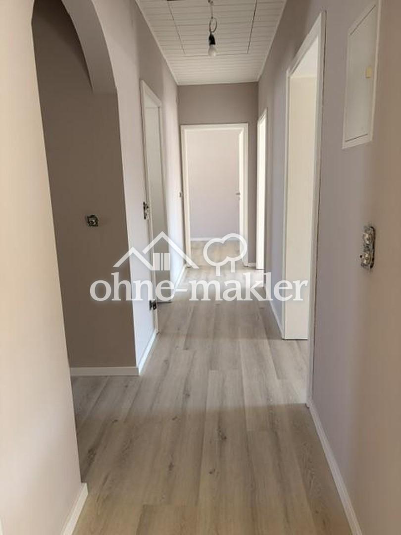 Erstbezug nach Kernsanierung: Lichtdurchflutete 126 m² mit Balkon, Stellplatz & Keller in Römerberg - Photo 3
