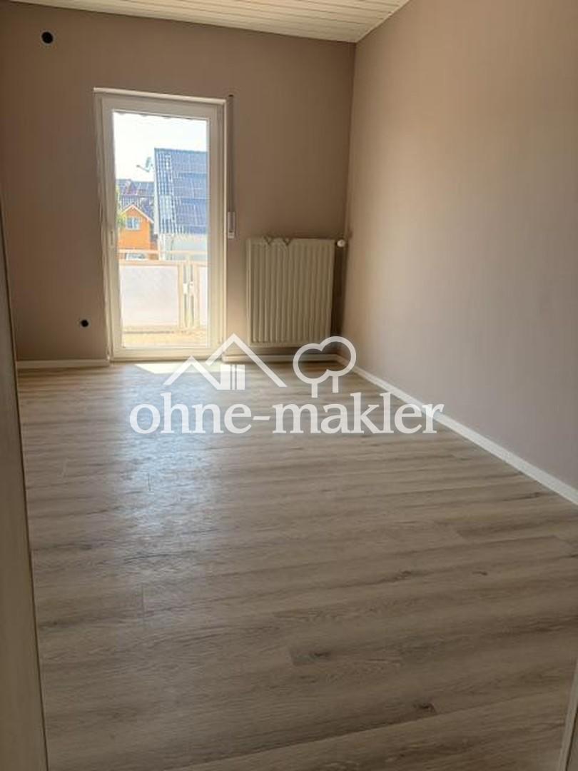 Erstbezug nach Kernsanierung: Lichtdurchflutete 126 m² mit Balkon, Stellplatz & Keller in Römerberg - Photo 1