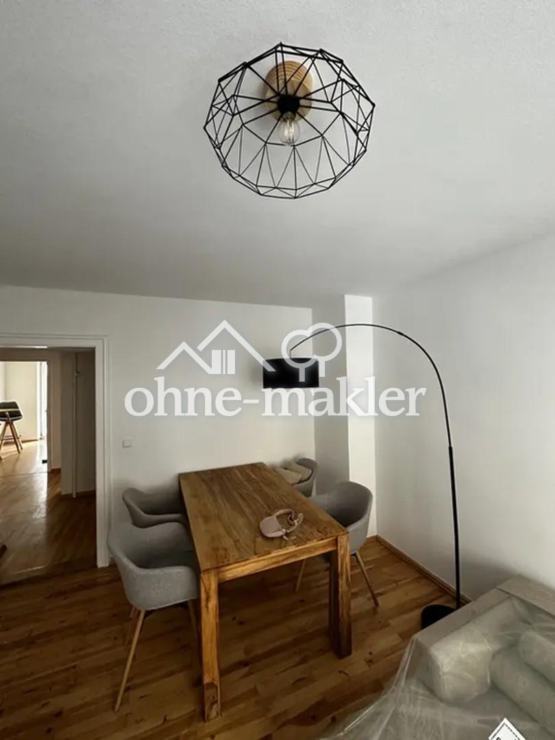 Renovierte und vollmöblierte Wohnung für 2 Personen - 6 Monate befristete Miete - Photo 2