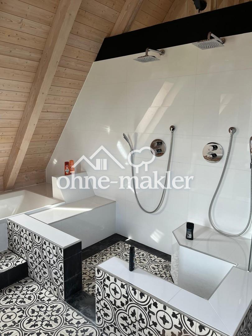 5-Zimmer Penthouse-Wohnung mit Dachterrasse am Stadtpark (WG tauglich) - Photo 4