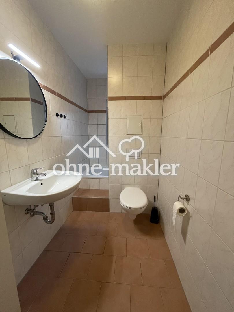 Sehr schöne gemütliche 1-Raum Wohnung mit moderner Einbauküche - Photo 4