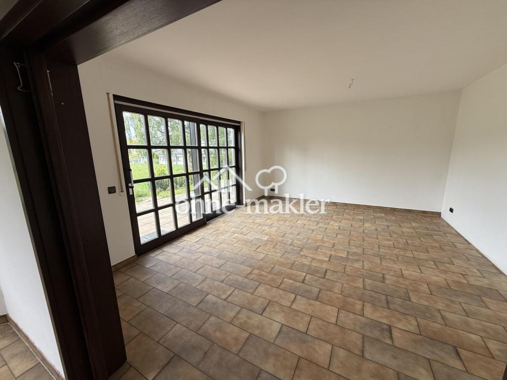 Wohnhaus in besonderer Lage - Photo 1