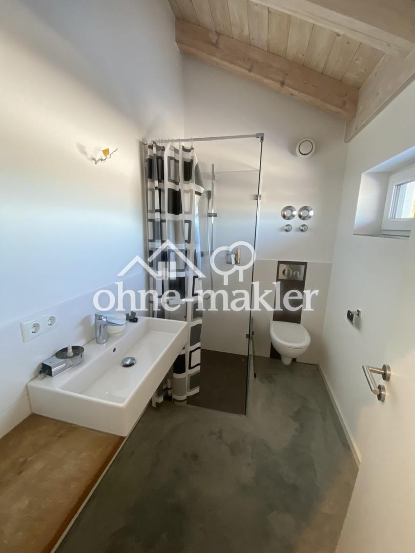Hochwertige Gartenwohnung mit Pool im Architektenhaus - Wohnen mit EFH-Gefühl im Chiemgau - Photo 3