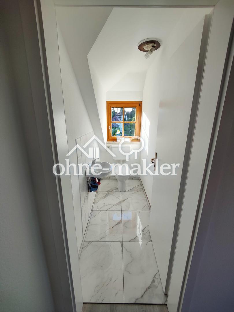Renovierte 2,5-Zimmer-Dachgeschosswohnung in Ellwangen Kernstadt - Photo 3