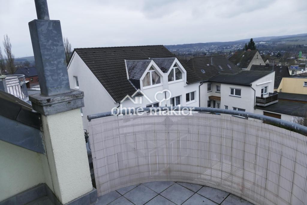 Dachgeschosswohnung mit Weitblick - Foto 3