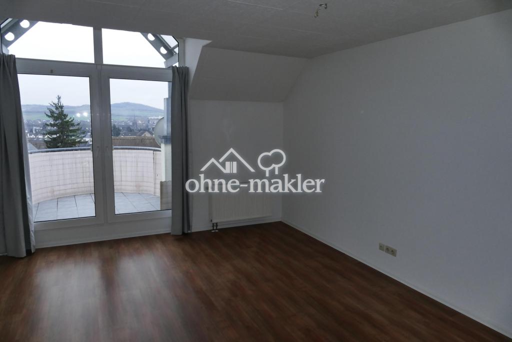 Dachgeschosswohnung mit Weitblick - Foto 5
