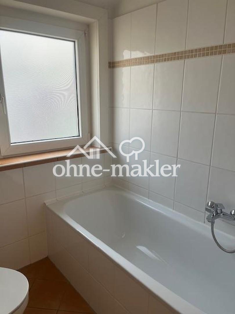 Glücksfall: Charmante sonnige 3 Zi-Whg. renoviert-in bester grüner Lage - - Photo 2