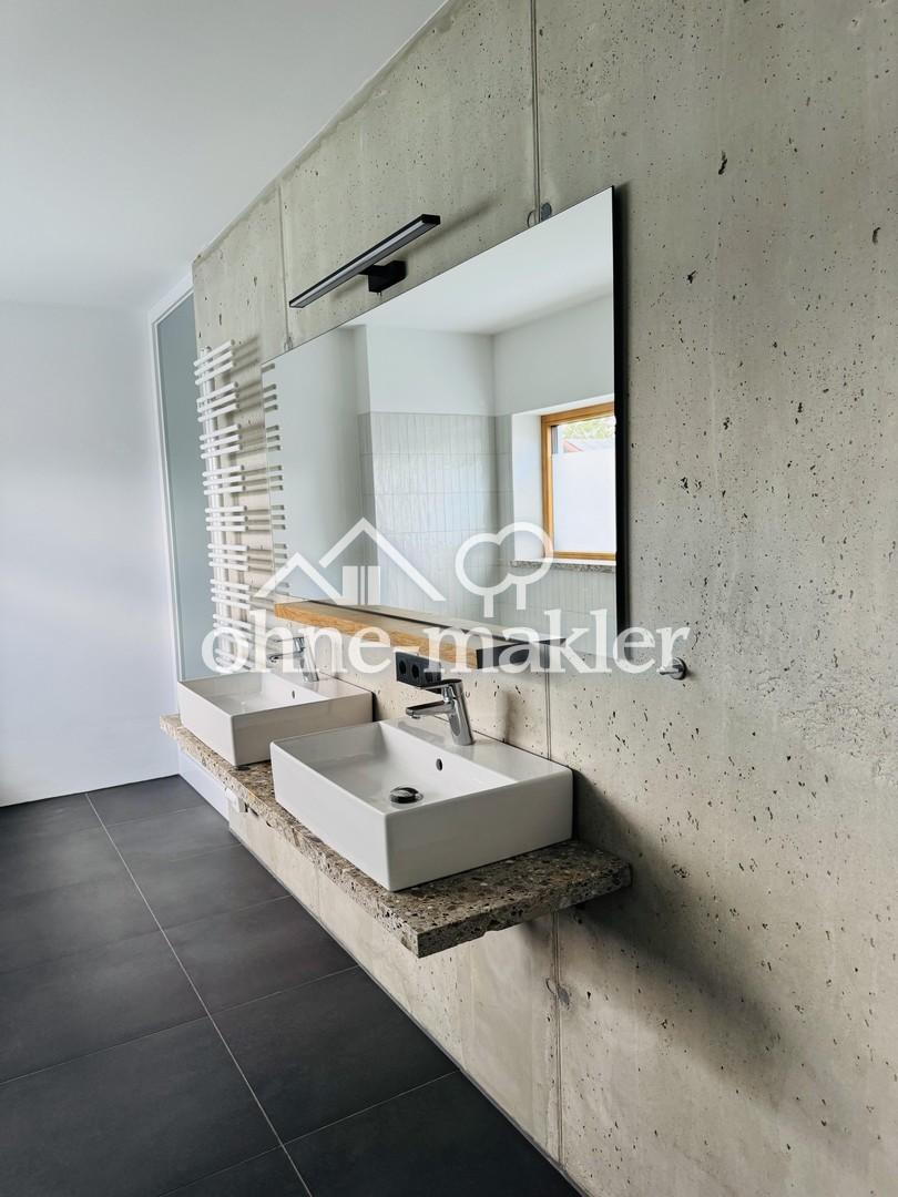 Modernes Mittelhaus mit Gartenanteil in familienfreundlicher Lage von Brannenburg - Foto 4
