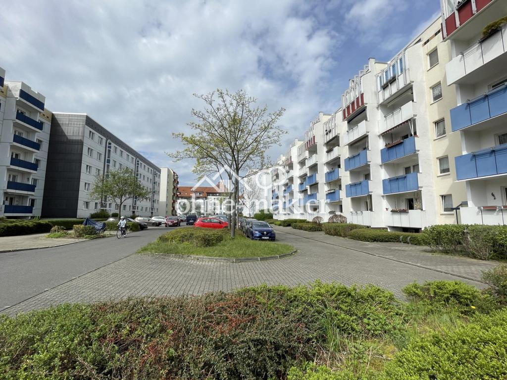 Attraktive 2-RW, EBK, Balkon, Möblierung optional - Photo 2