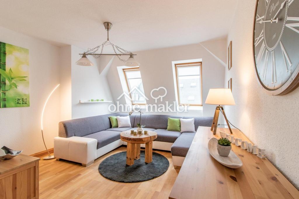 ab 17.08.: sehr schöne, voll möblierte 2-Zi DG-Whg, Luxus- EBK, Balkon - Foto 3