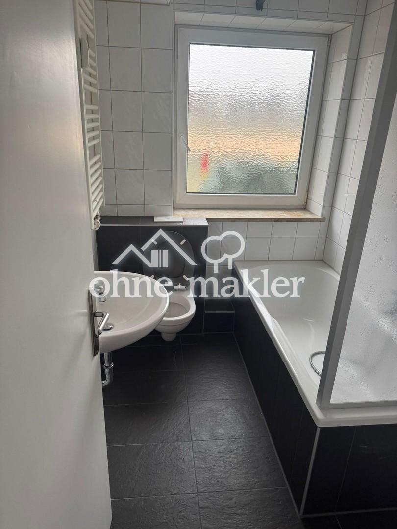 3- Zimmer-Hochparterre- Wohnung mit Einbauküche, Gemeinschaftsgarten und PKW Stellplatz - Foto 4