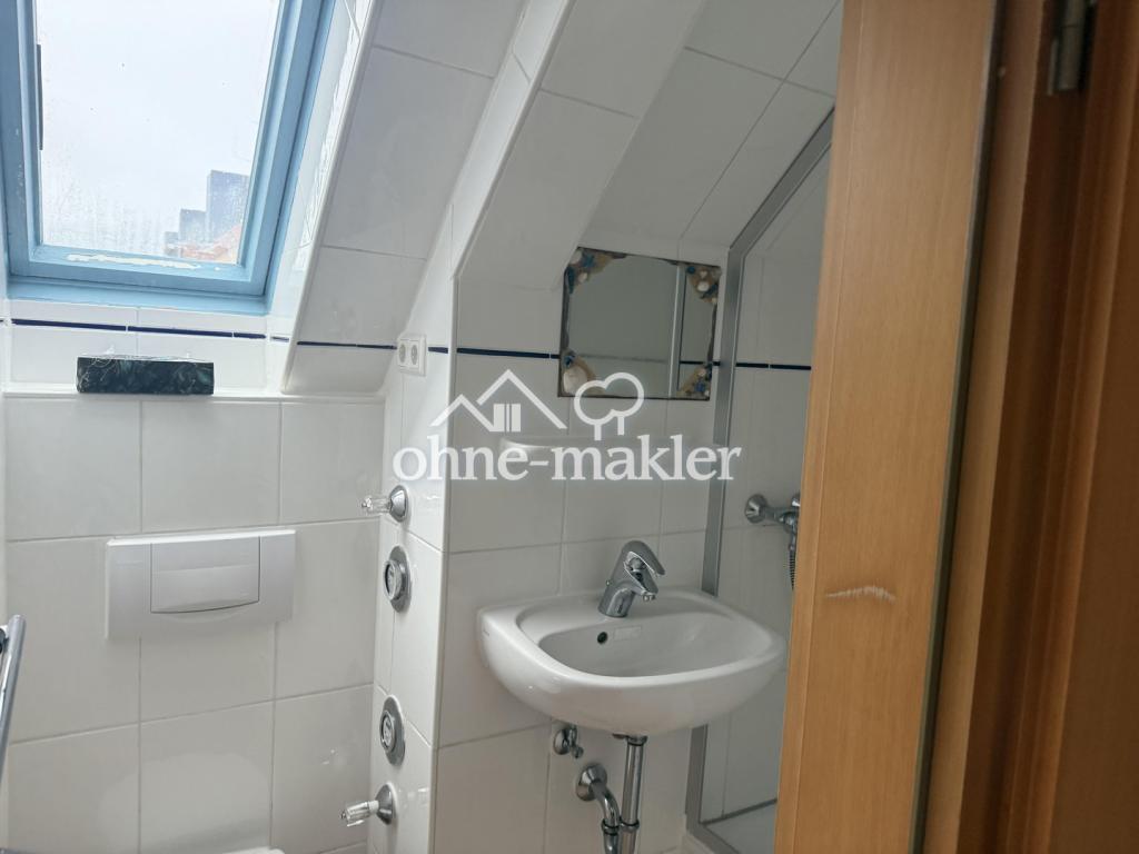 DG Wohnung mit Gartenanteil - Photo 2