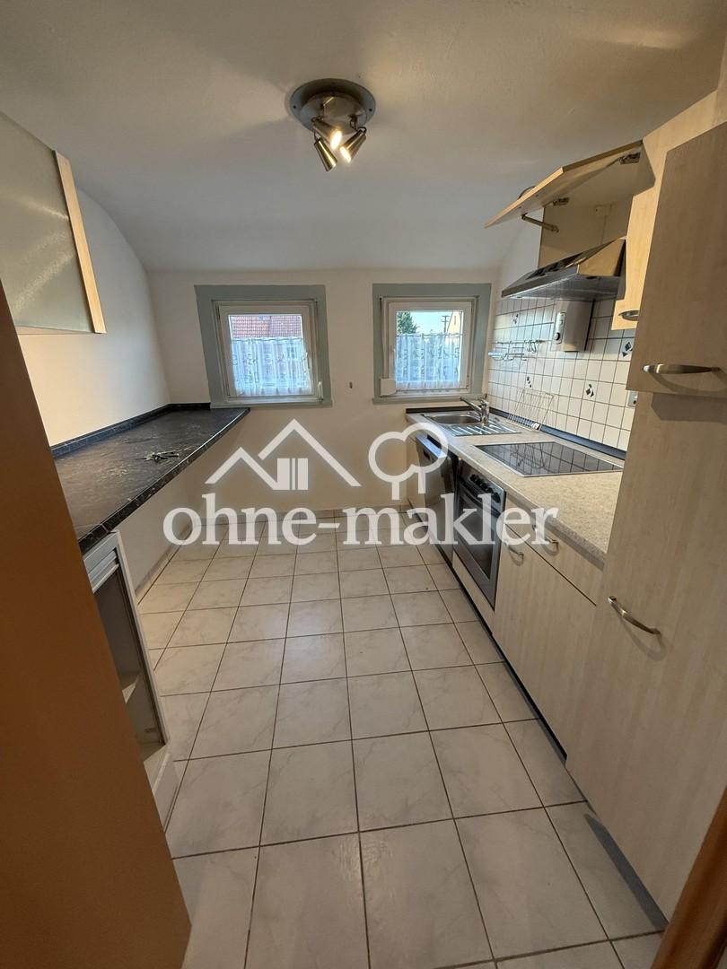 Frisch renovierte 3 Zimmer Wohnung Dachgeschoss nahe Stadtpark zur Erholung für Familen und Paare - Foto 1