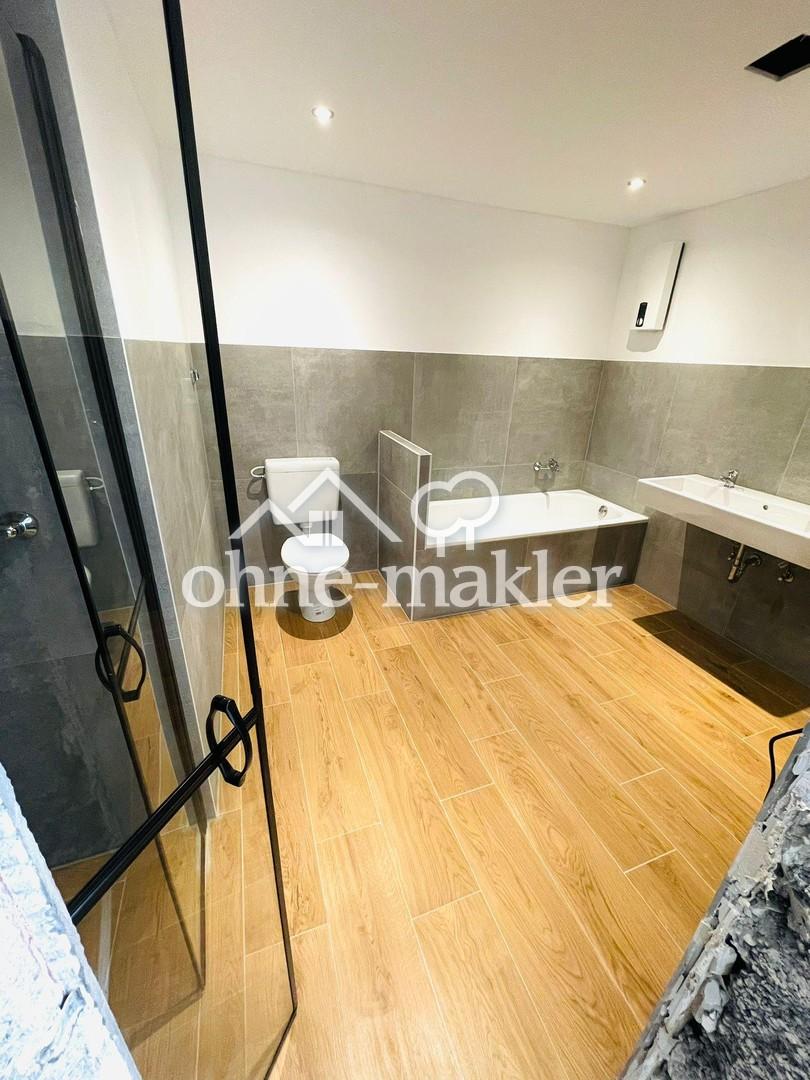 Frisch renovierte 2-Zimmer Wohnung mit Balkon - Foto 3