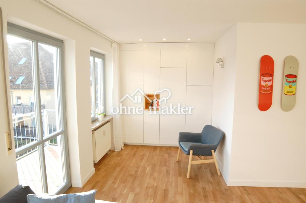 Helle möblierte Wohnung mit Balkon - Photo 1