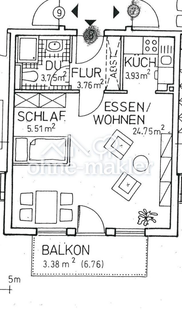 Helle möblierte Wohnung mit Balkon - Photo 4