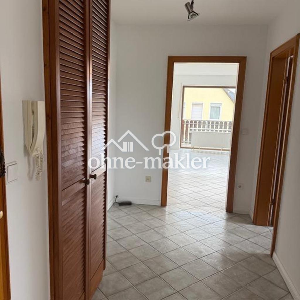 Erstbezug nach umfassender Sanierung: Wohnung in bester Lage! mit Balkon in der erste Etage - Photo 4