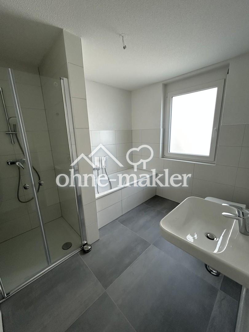 Neubau/ Erstbezug 3- Zimmerwohnung mit Balkon - Photo 4
