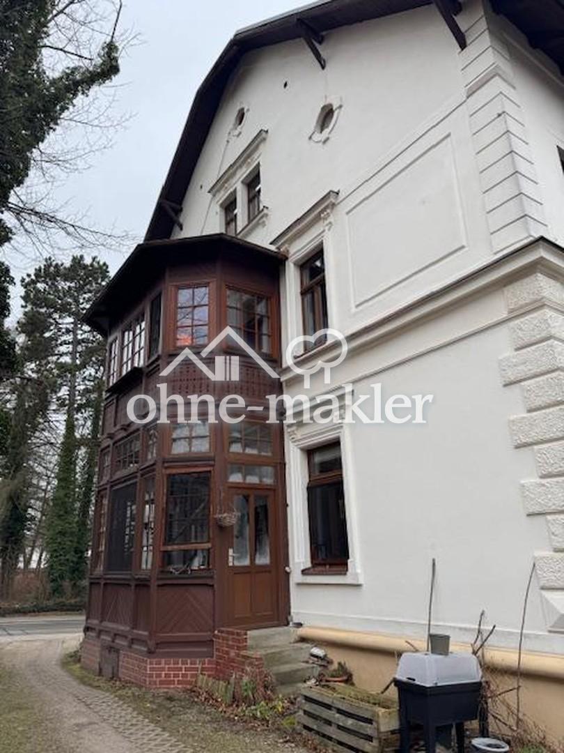 traumhafte DG Maisonett 3 Zi Wohnung in Villa mit Gartennutzung und Stellplatz im Zentrum - Foto 1
