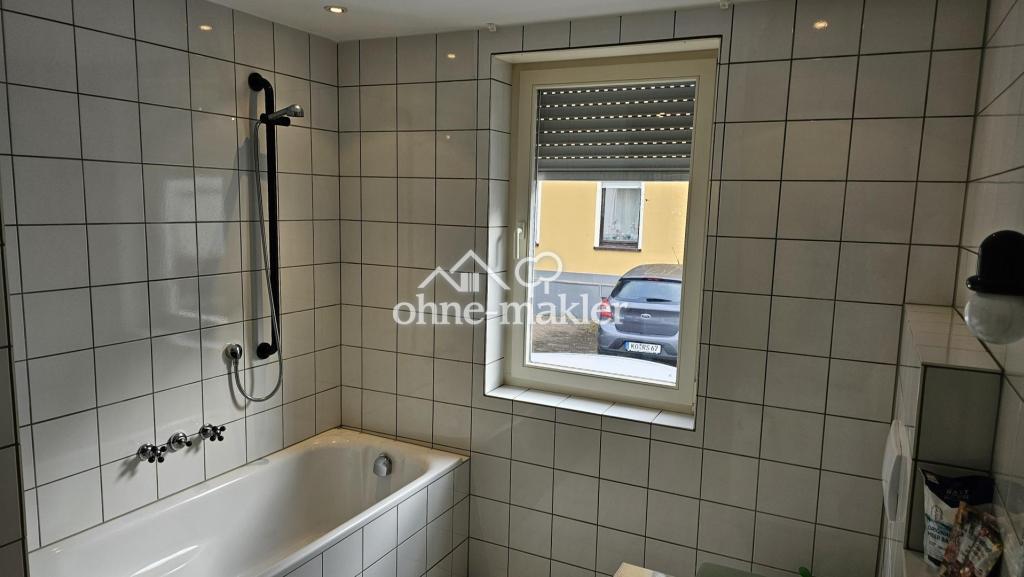Exklusiv: Stilvolle möblierte 3 Zimmer Maisonette-Wohnung mit Terrasse, Garten und Carport, Koblenz - Photo 4