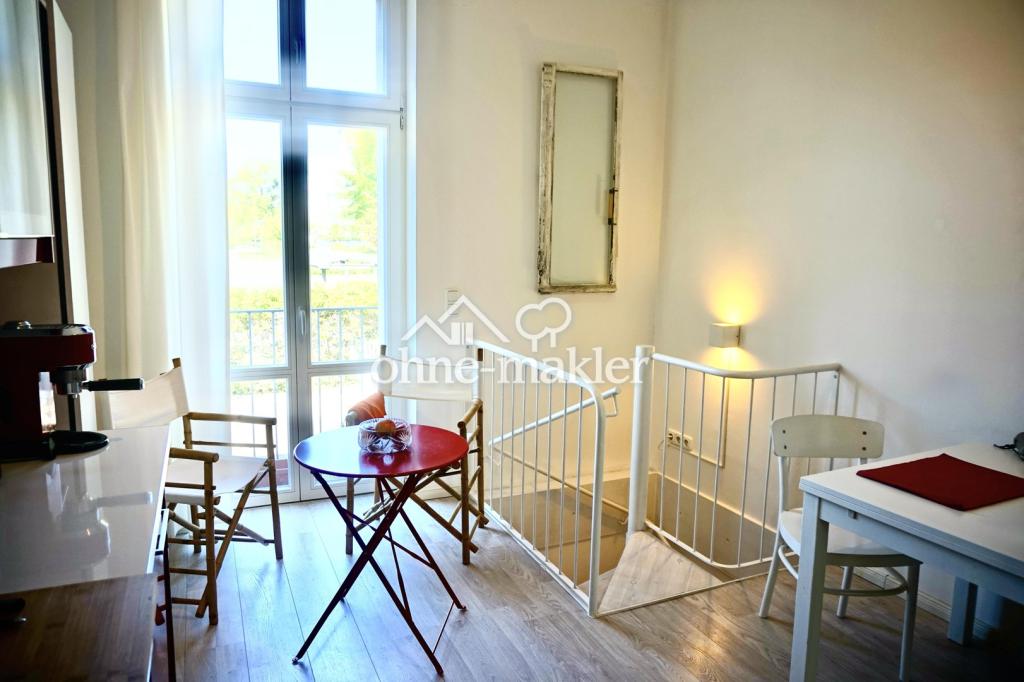 Light-Filled Designer Apartment near Glienicker Bridge – All-Inclusive Rent - Photo 1