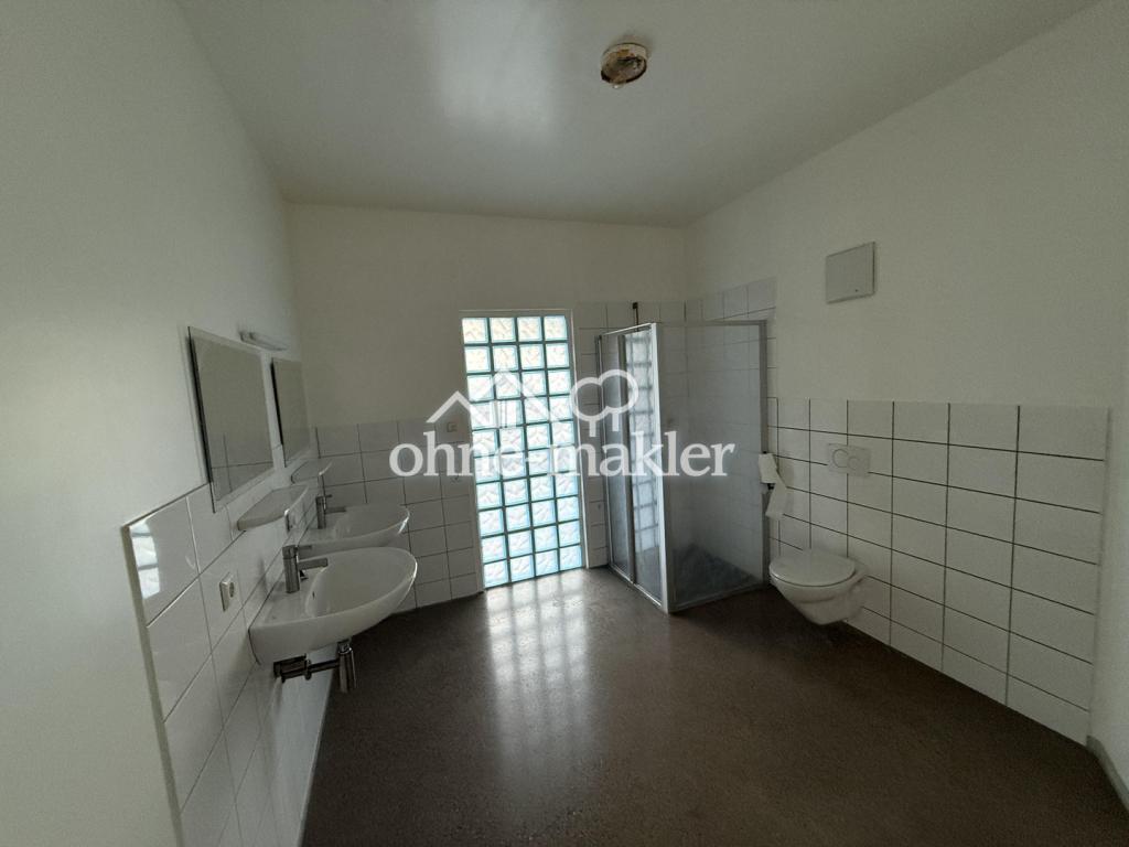 3.5-Zimmer-Wohnung ca. 90qm im 1. OG zu vermieten, zentral, ruhig mit kleiner Terrasse - Photo 4
